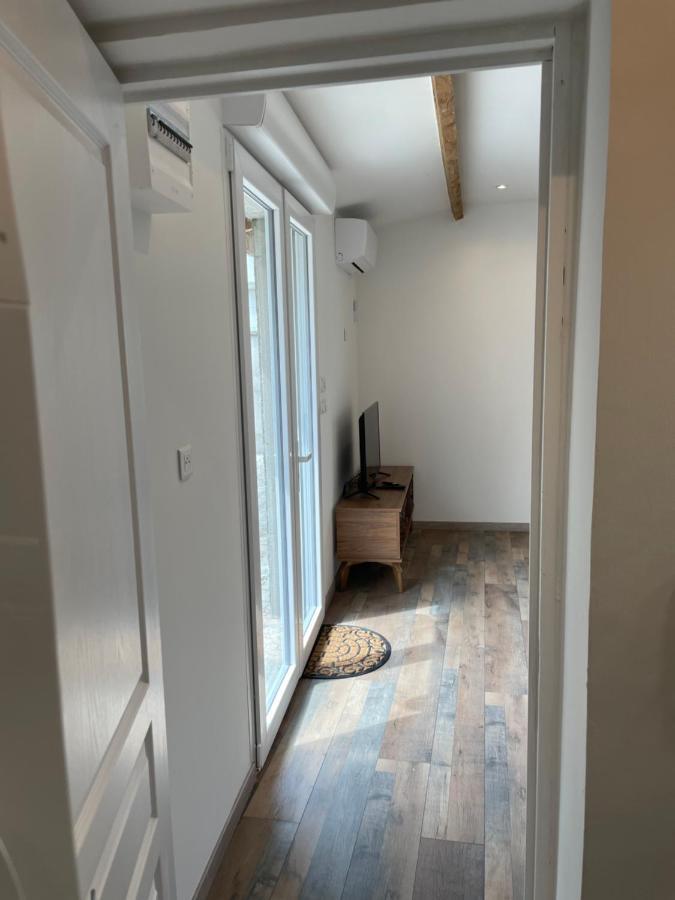 Studio 23 M2+Wifi +Parking Prive Aparthotel Oullins Exterior photo
